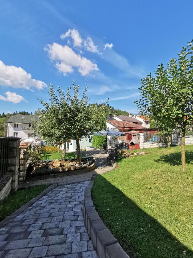Ubytovanie V Sukromi Zeleny Dom Vyšné Ružbachy Esterno foto